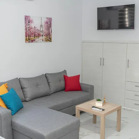 Niki Apartment's